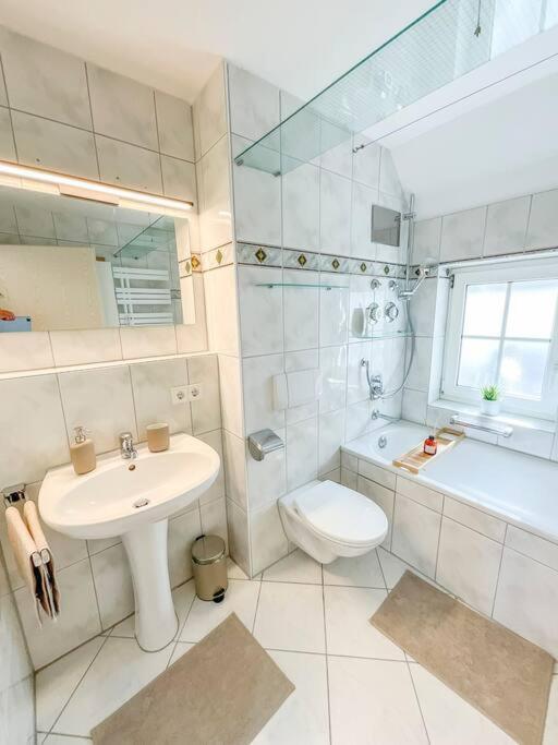 Ferienwohnung Kaiserblick Ihringen Bagian luar foto