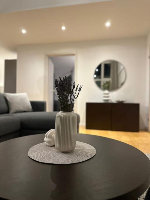 Ferienwohnung Kaiserblick Ihringen Bagian luar foto